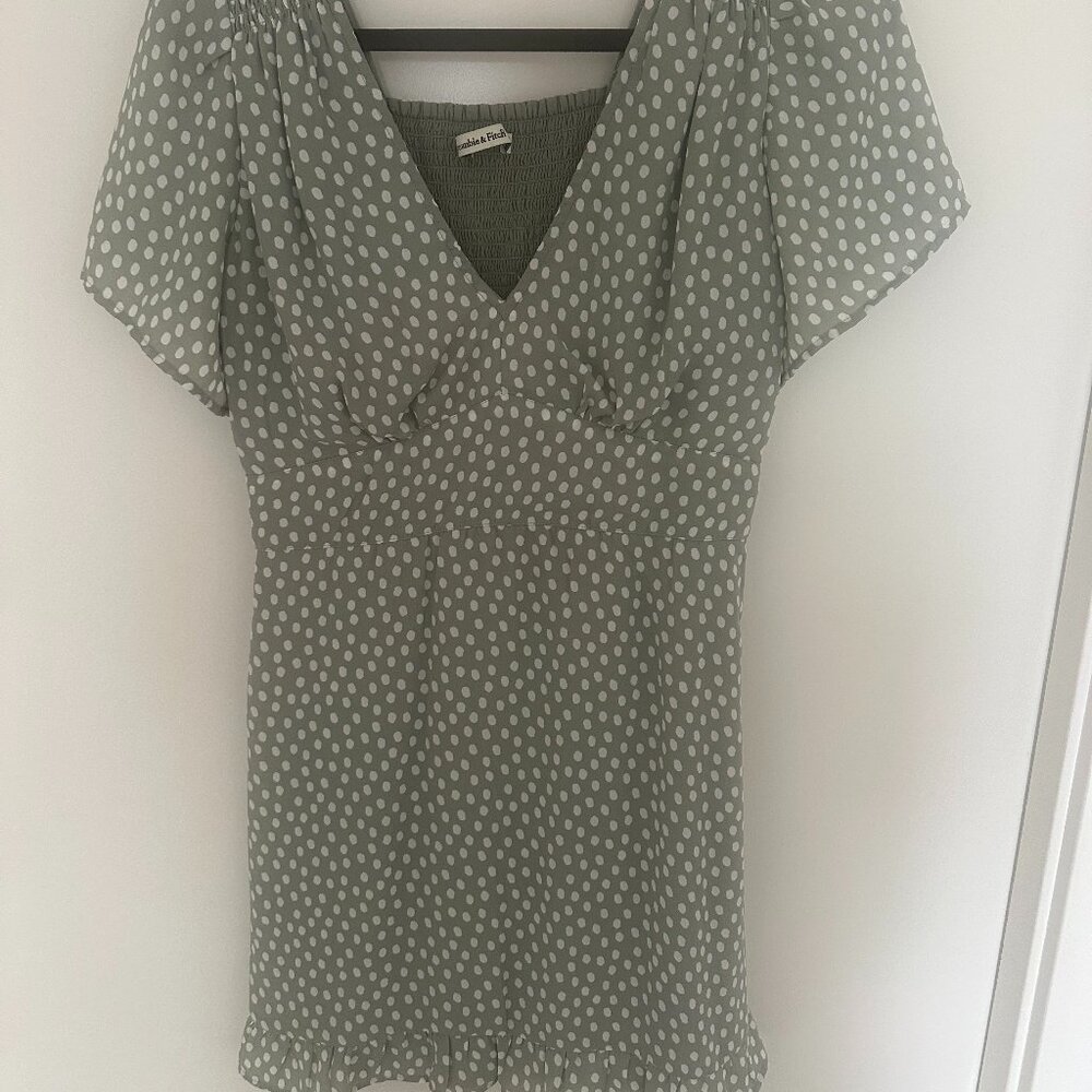 Small Abercrombie & Fitch Flutter Sleeve Mini Dre… - image 2